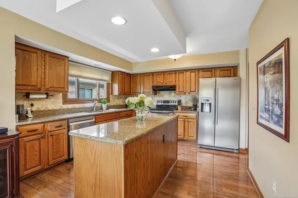 15792 Constitution Drive Macomb Township, MI 48044