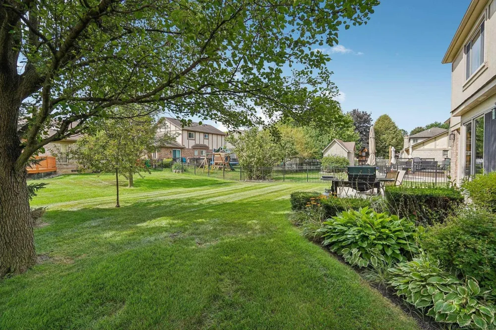15792 Constitution Drive Macomb Township, MI 48044