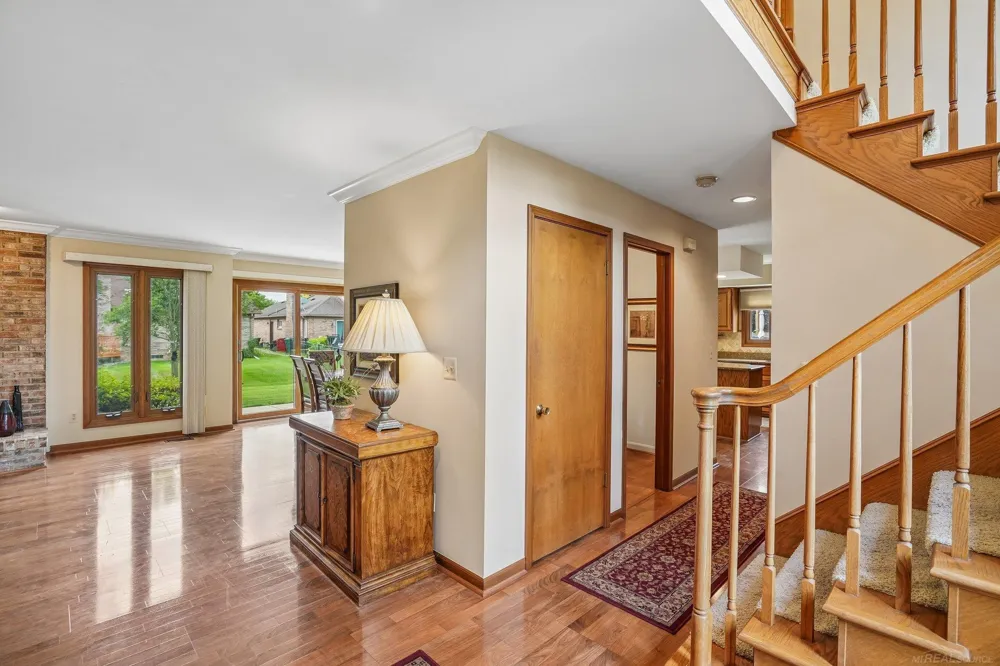 15792 Constitution Drive Macomb Township, MI 48044