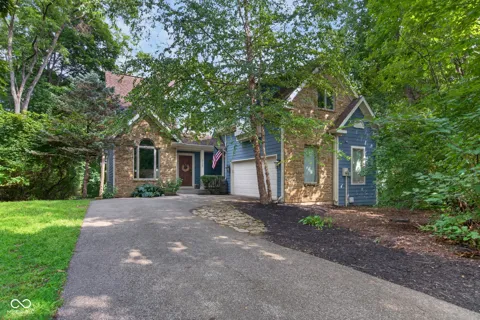 8125 Middle Bay Lane