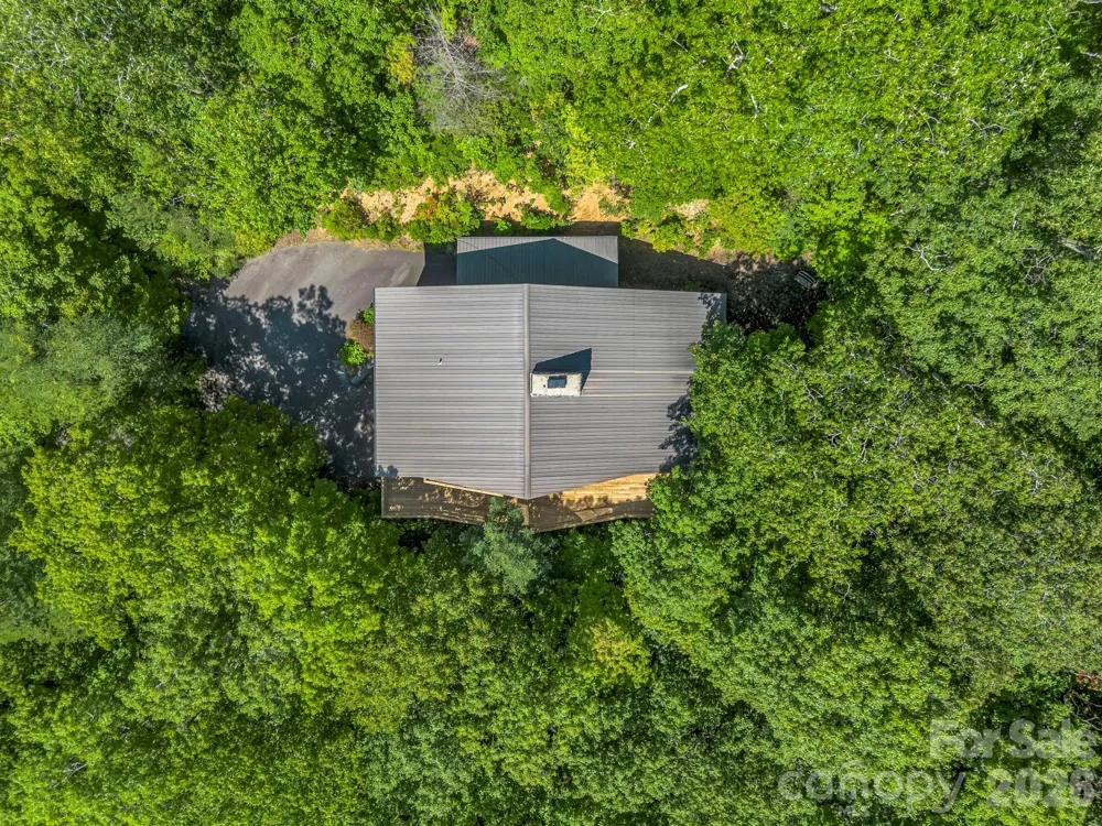 366 Summer Haven Road Swannanoa, NC 28778