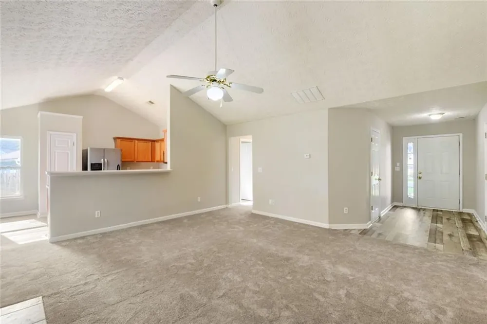 606 Mayfern Trace Fairburn, GA 30213