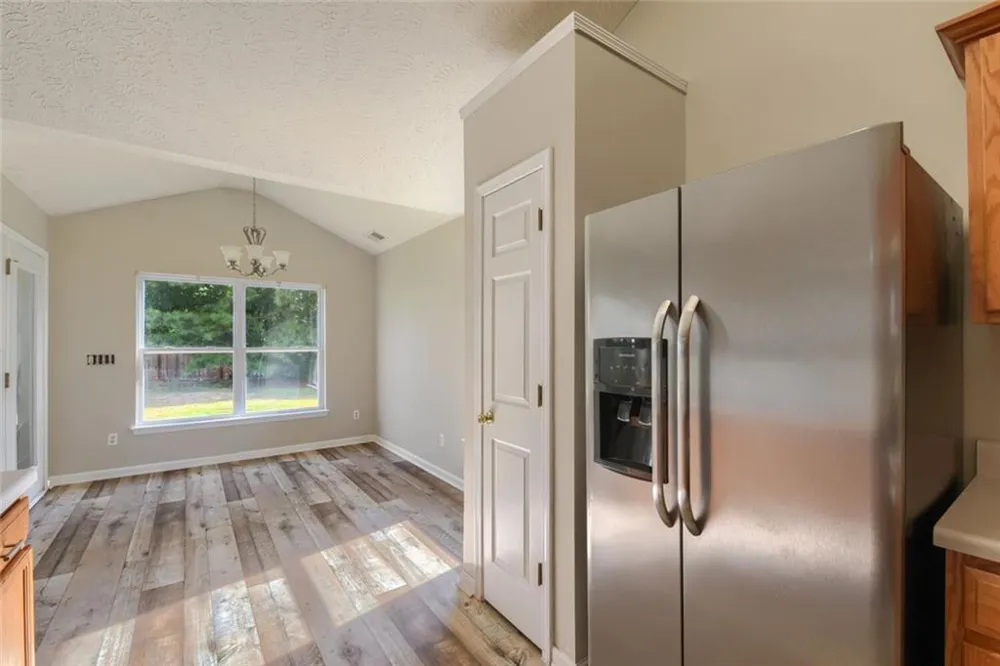 606 Mayfern Trace Fairburn, GA 30213