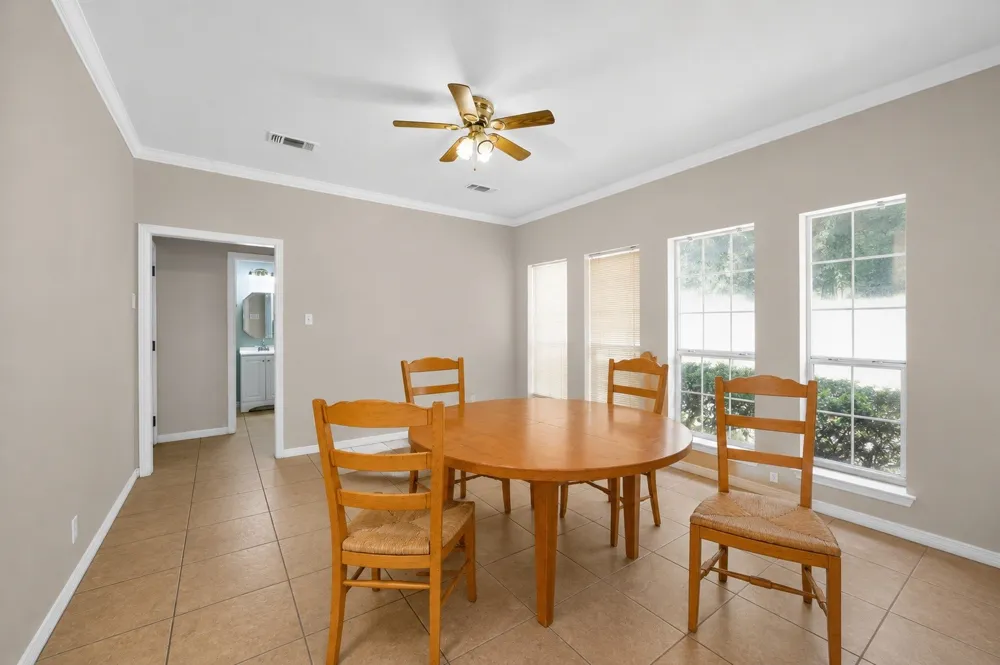 804 Waterloo Lake Drive Denison, TX 75020