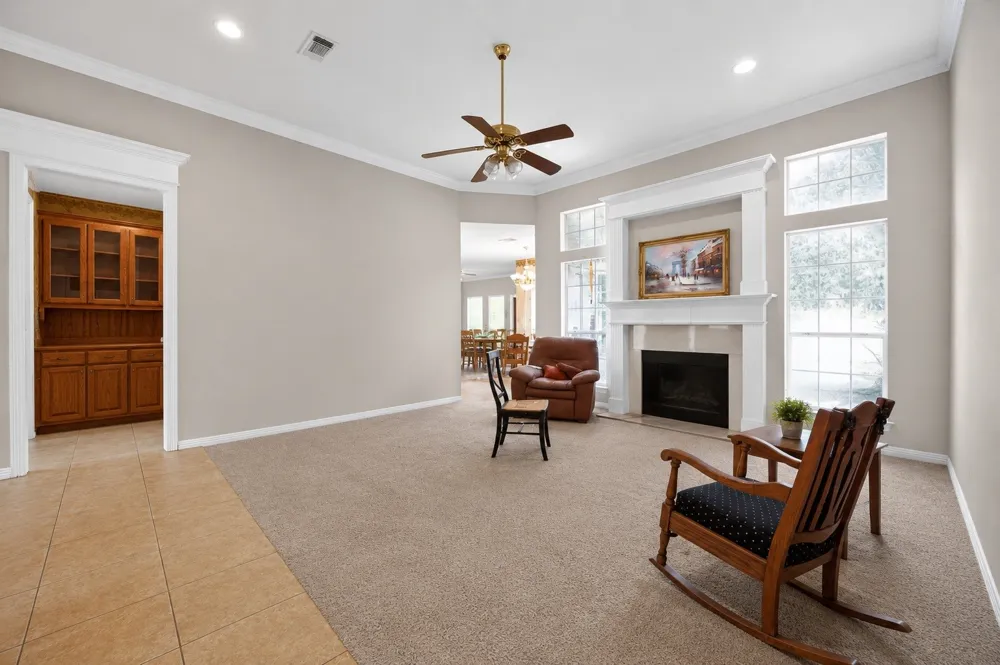 804 Waterloo Lake Drive Denison, TX 75020