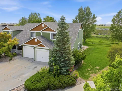 802 Waterglen Drive #52