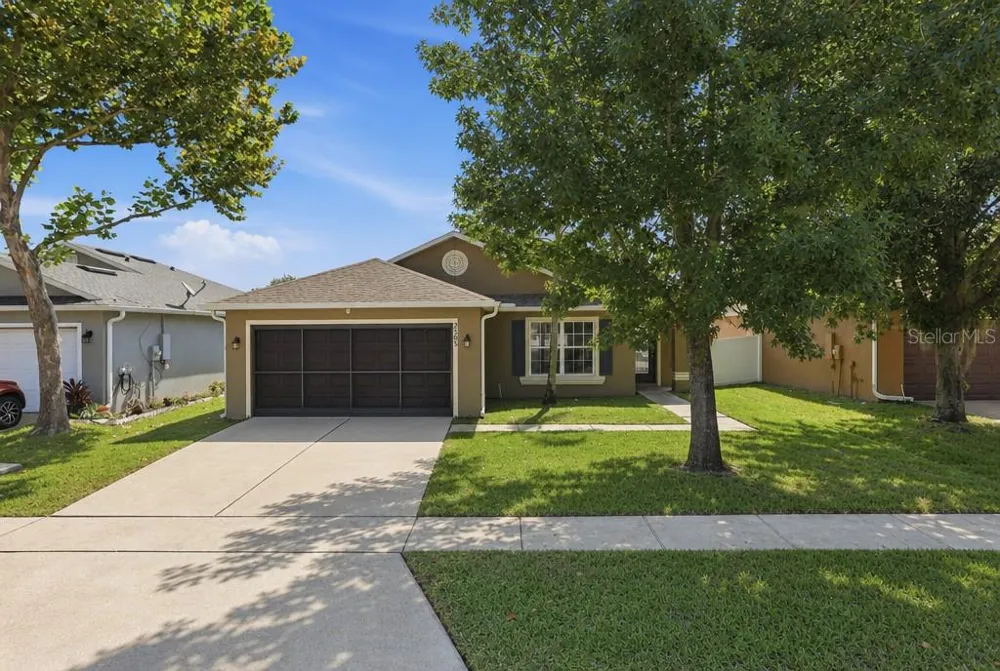2505 BULLION LOOP Sanford, FL 32771