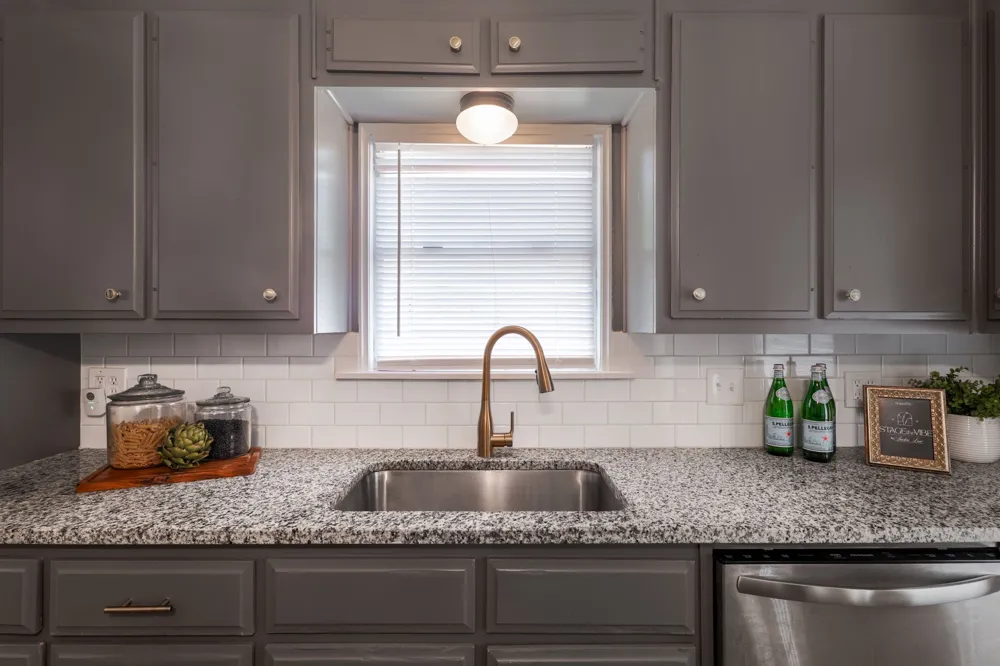 805 S Tyler Street McGregor, TX 76657