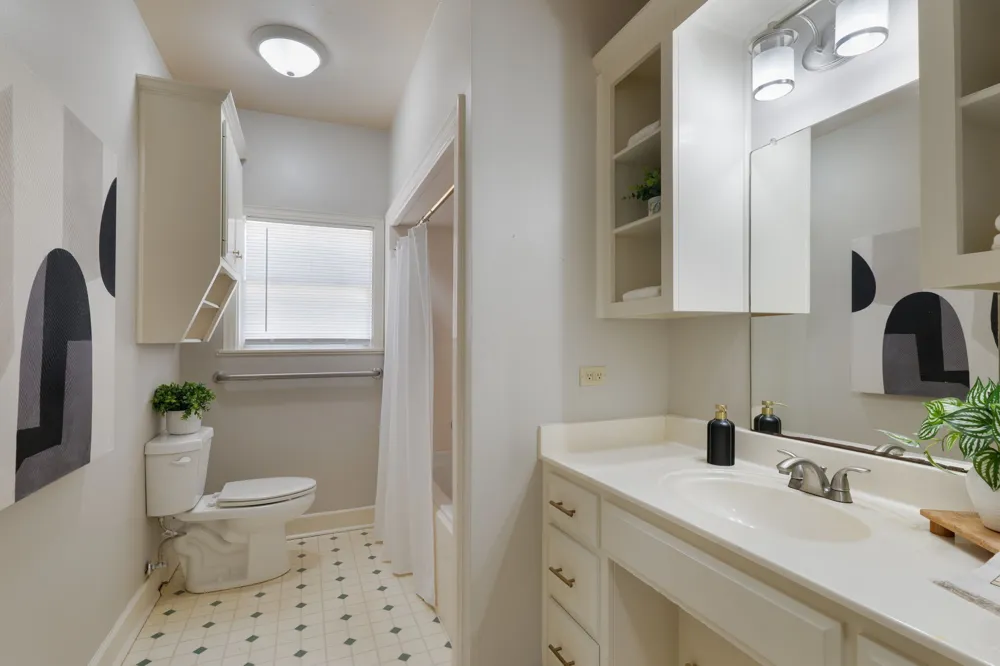 805 S Tyler Street McGregor, TX 76657
