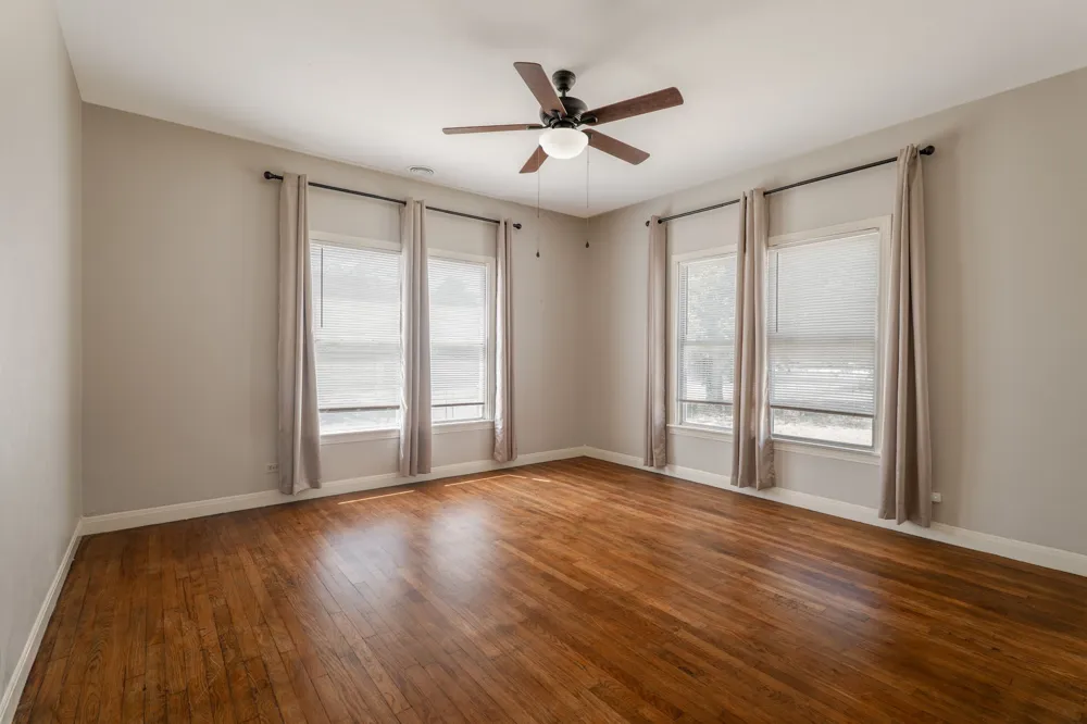 805 S Tyler Street McGregor, TX 76657