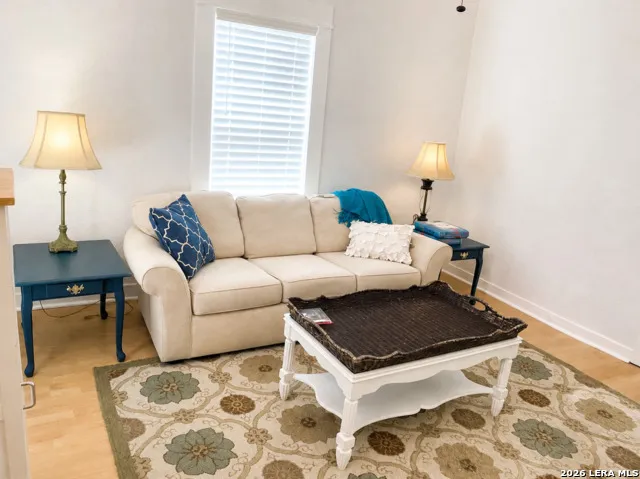 1009 GILLESPIE ST San Antonio, TX 78212