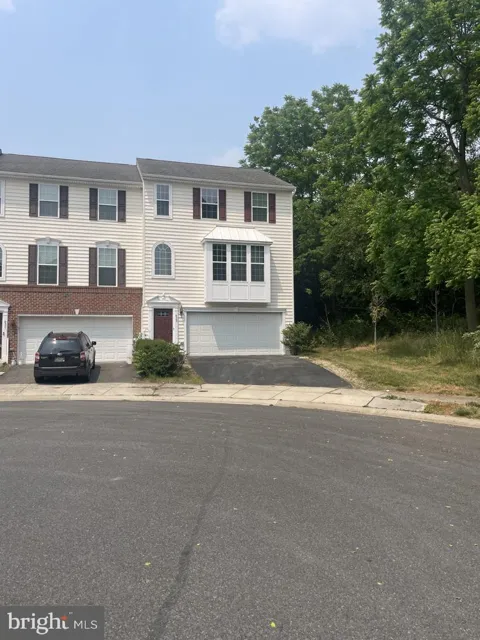 433 SCARECROW COURT