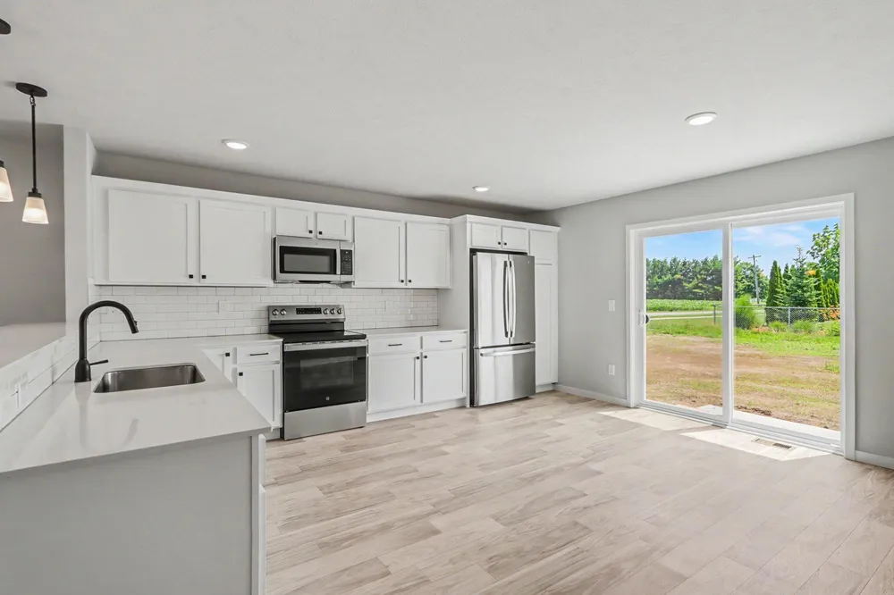 1005 Foxglove Avenue Vicksburg, MI 49097
