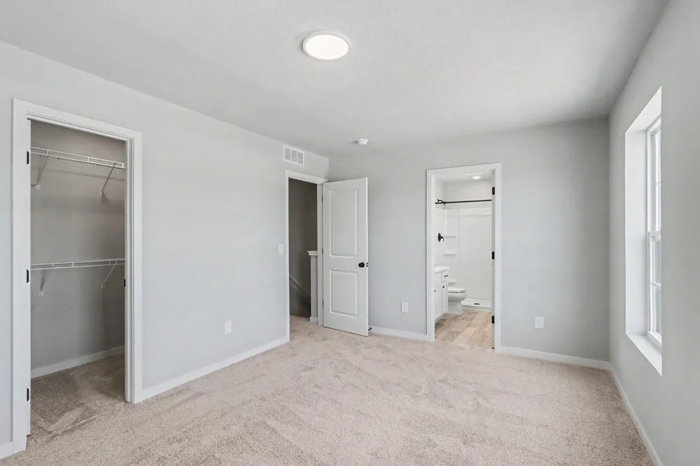1005 Foxglove Avenue Vicksburg, MI 49097