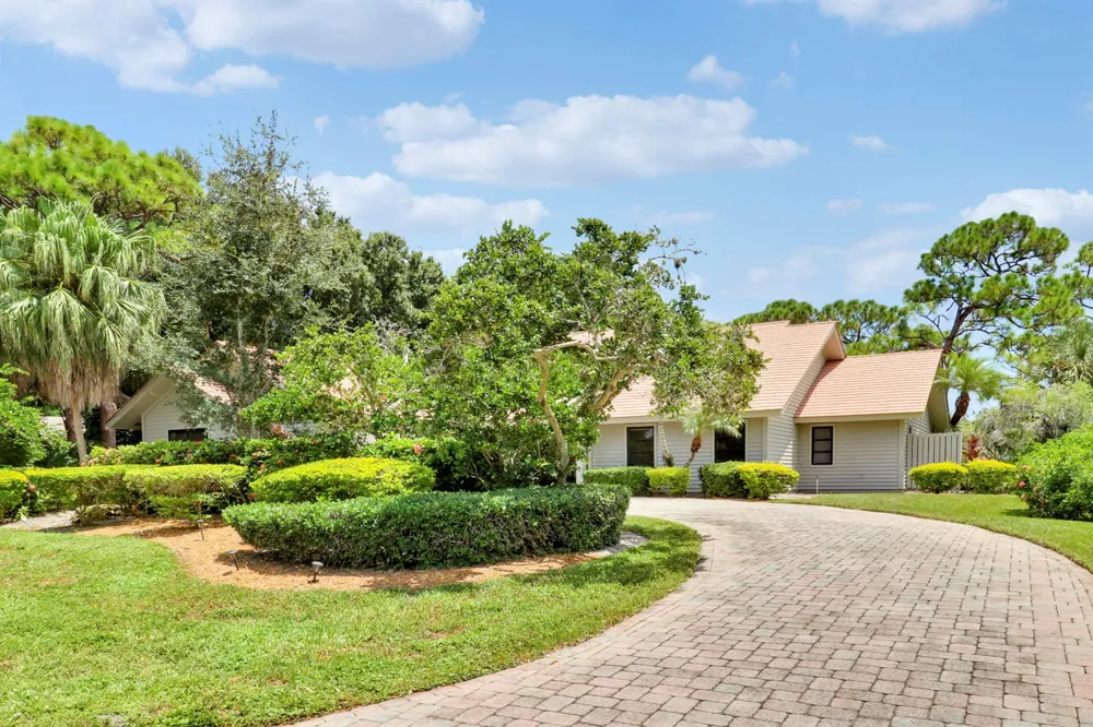 6245 SE Mariner Sands Drive Stuart, FL 34997