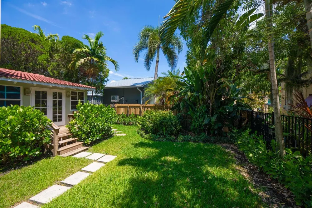 1601 SE 2ND STREET Fort Lauderdale, FL 33301
