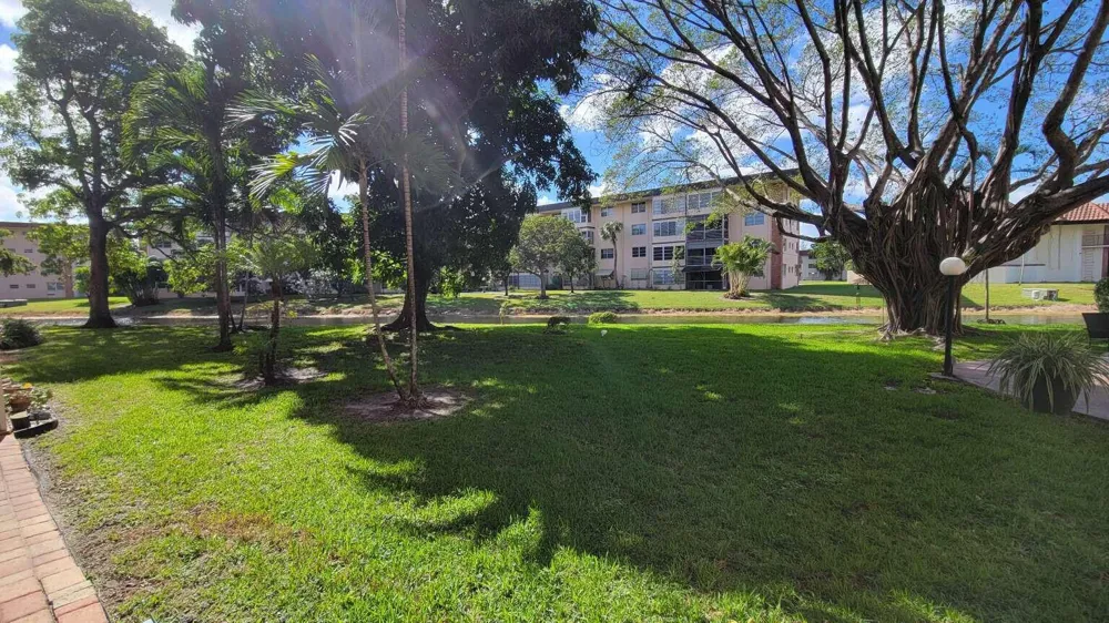 3001 NW 46TH AVENUE #104 Lauderdale Lakes, FL 33313