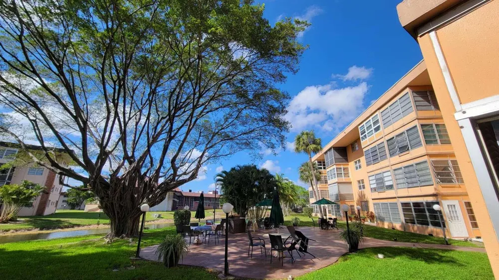 3001 NW 46TH AVENUE #104 Lauderdale Lakes, FL 33313