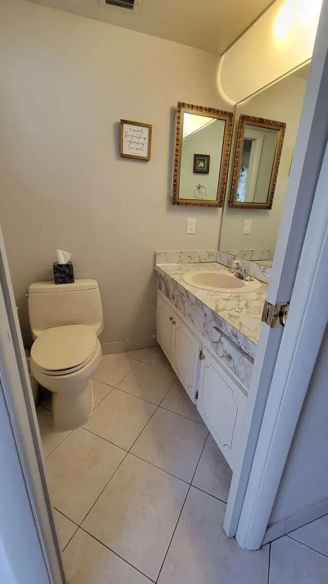 3001 NW 46TH AVENUE #104 Lauderdale Lakes, FL 33313