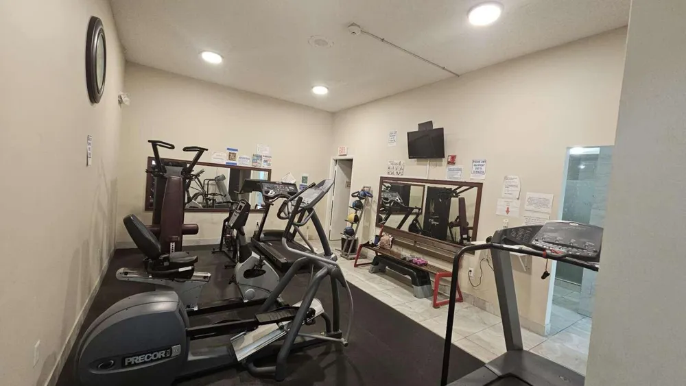 3001 NW 46TH AVENUE #104 Lauderdale Lakes, FL 33313