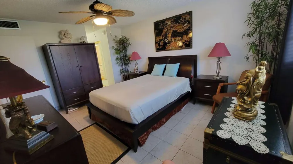 3001 NW 46TH AVENUE #104 Lauderdale Lakes, FL 33313