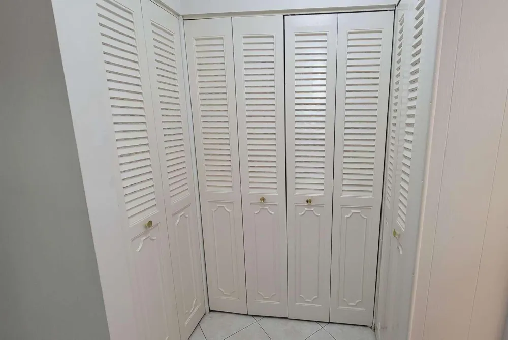 3001 NW 46TH AVENUE #104 Lauderdale Lakes, FL 33313