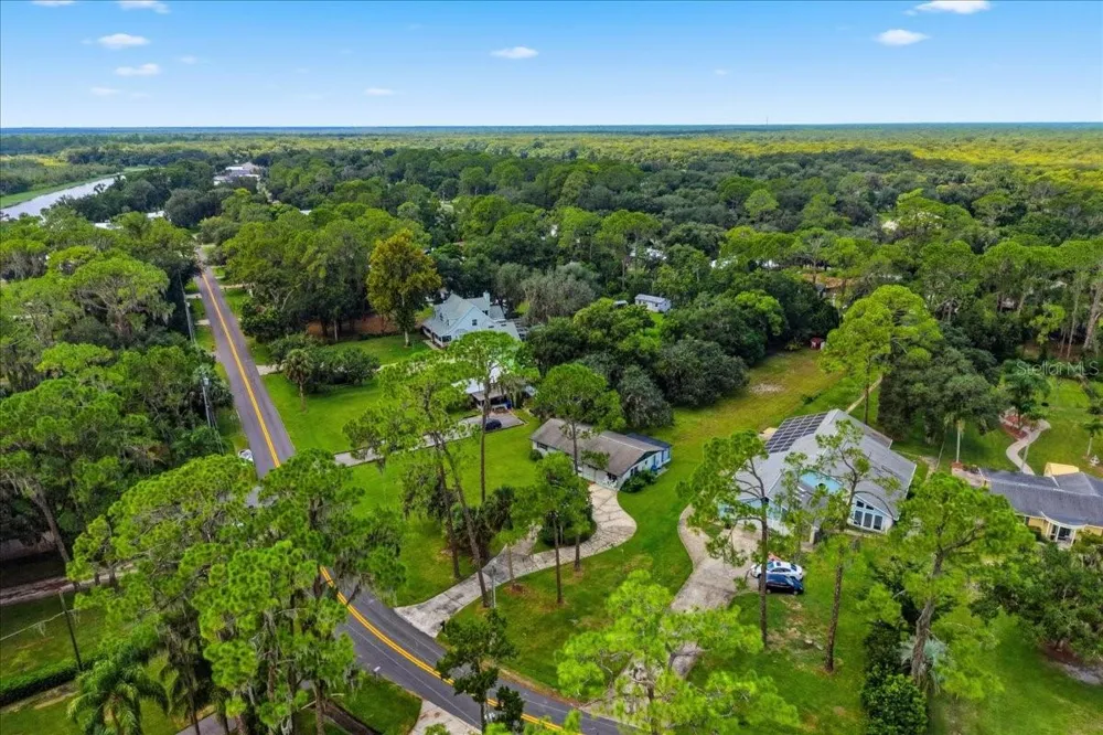 2228 RIVER RIDGE ROAD Deland, FL 32720