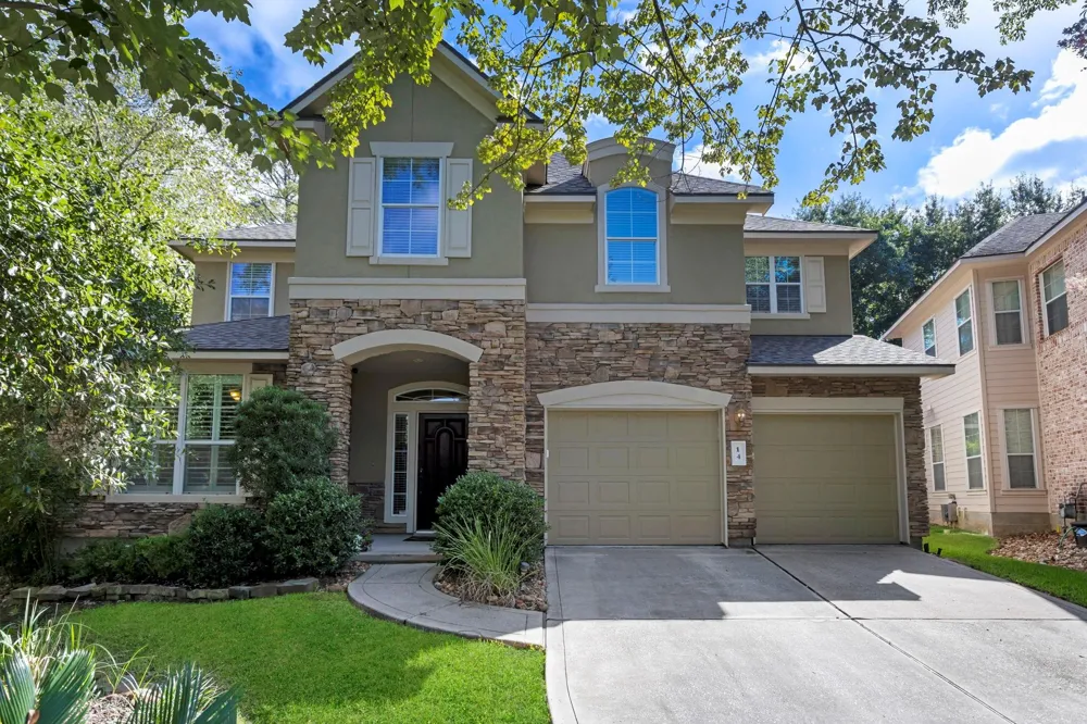 14 Middle Gate Place The Woodlands, TX 77382