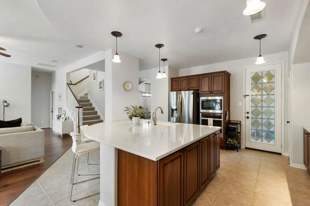 14 Middle Gate Place The Woodlands, TX 77382
