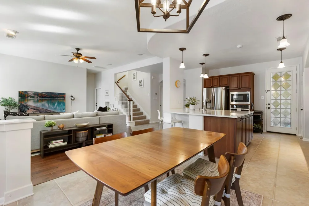 14 Middle Gate Place The Woodlands, TX 77382