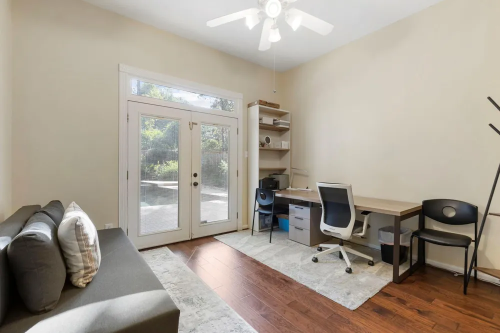 14 Middle Gate Place The Woodlands, TX 77382