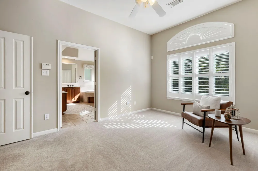 14 Middle Gate Place The Woodlands, TX 77382
