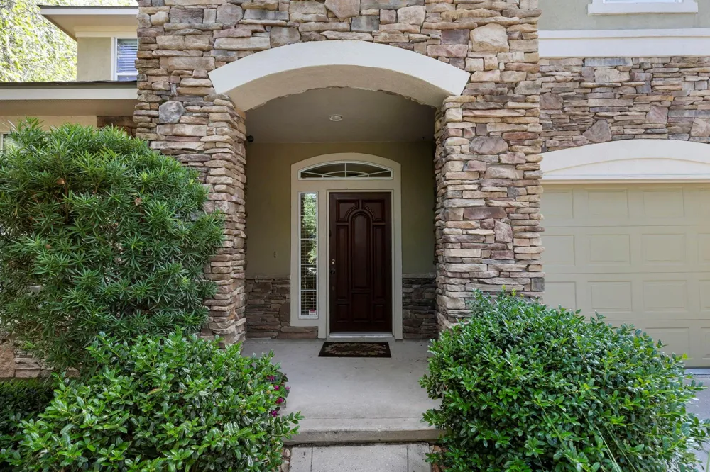 14 Middle Gate Place The Woodlands, TX 77382