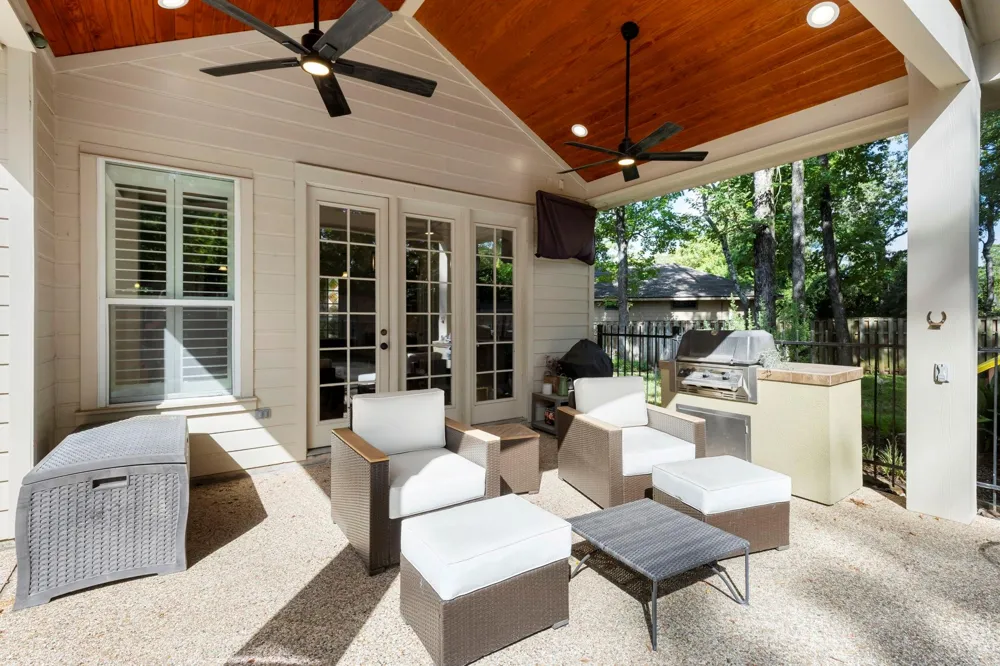 14 Middle Gate Place The Woodlands, TX 77382