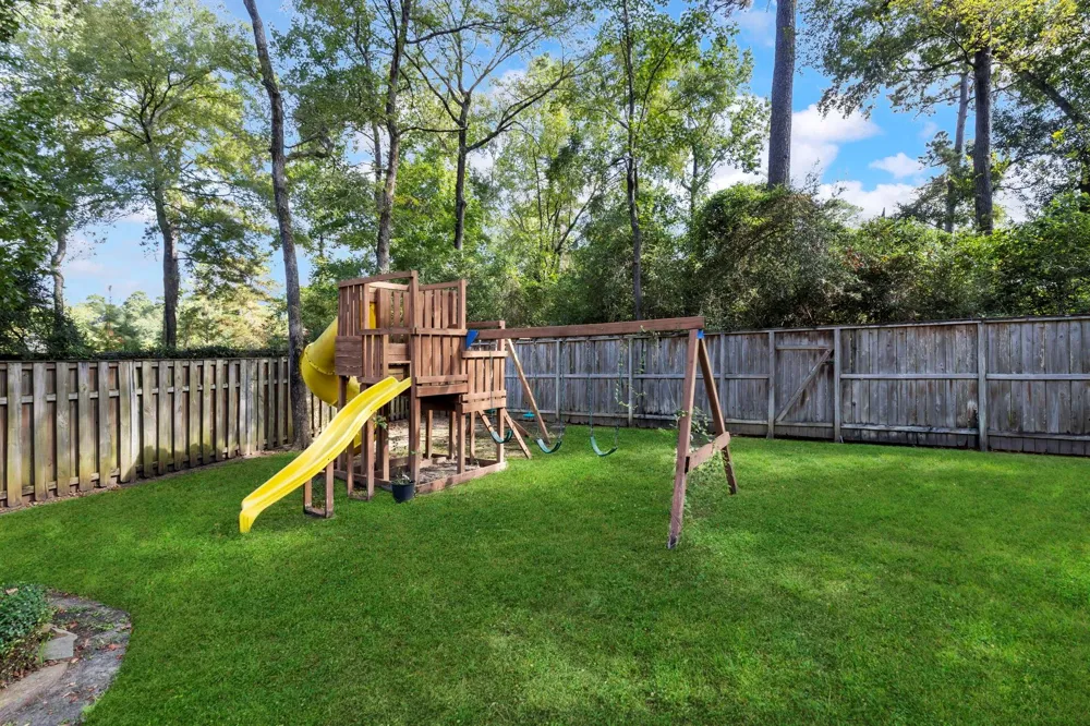 14 Middle Gate Place The Woodlands, TX 77382