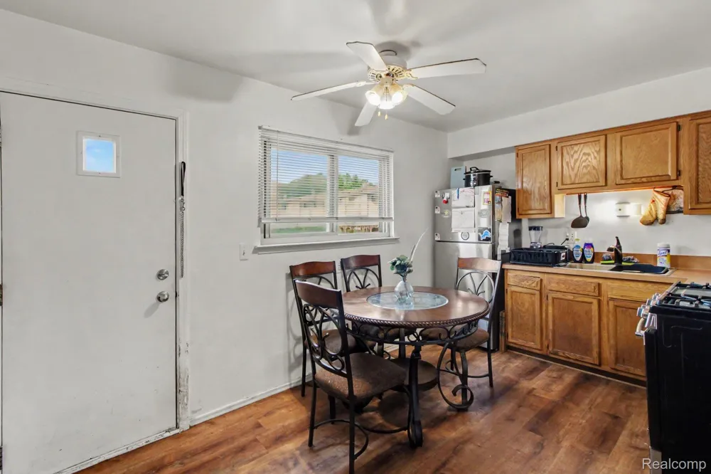 9612 Cornell #51 Taylor City, MI 48180