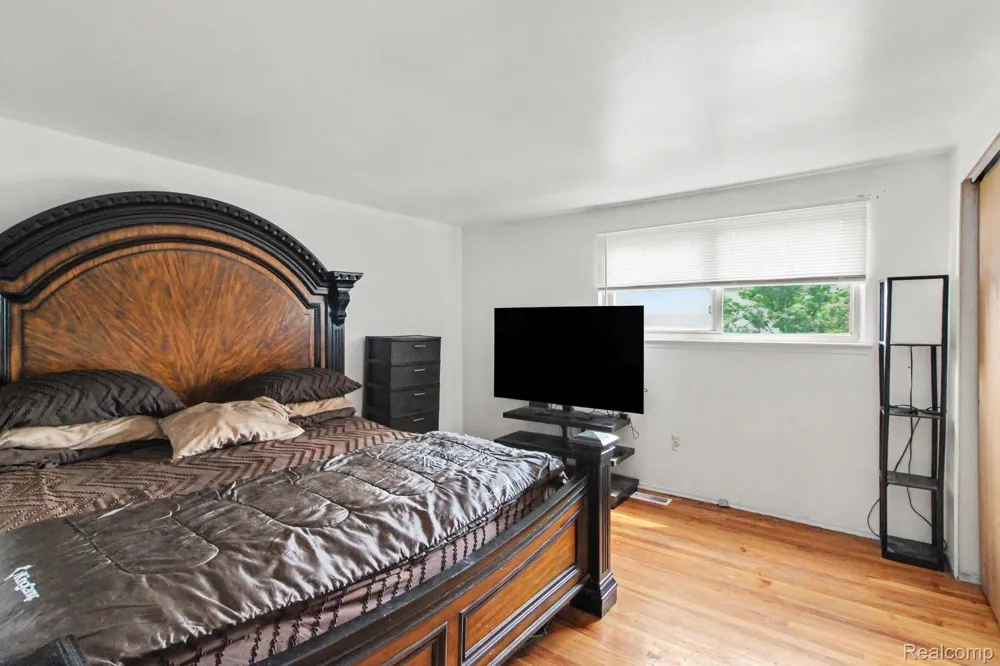 9612 Cornell #51 Taylor City, MI 48180