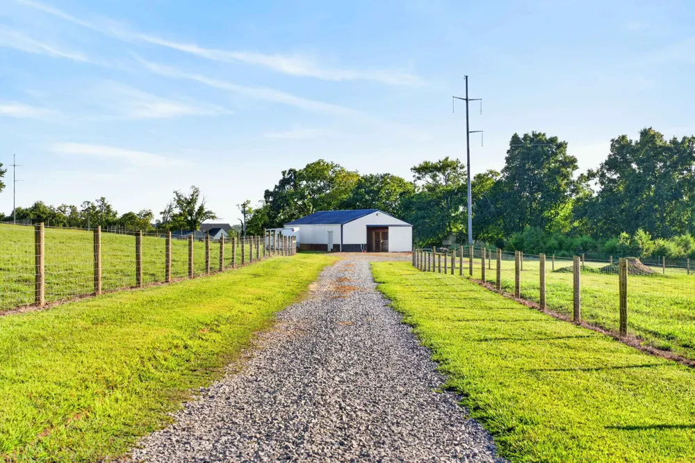 4792 Ollie Chunn Rd Spring Hill, TN 37174