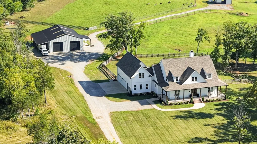 4792 Ollie Chunn Rd Spring Hill, TN 37174