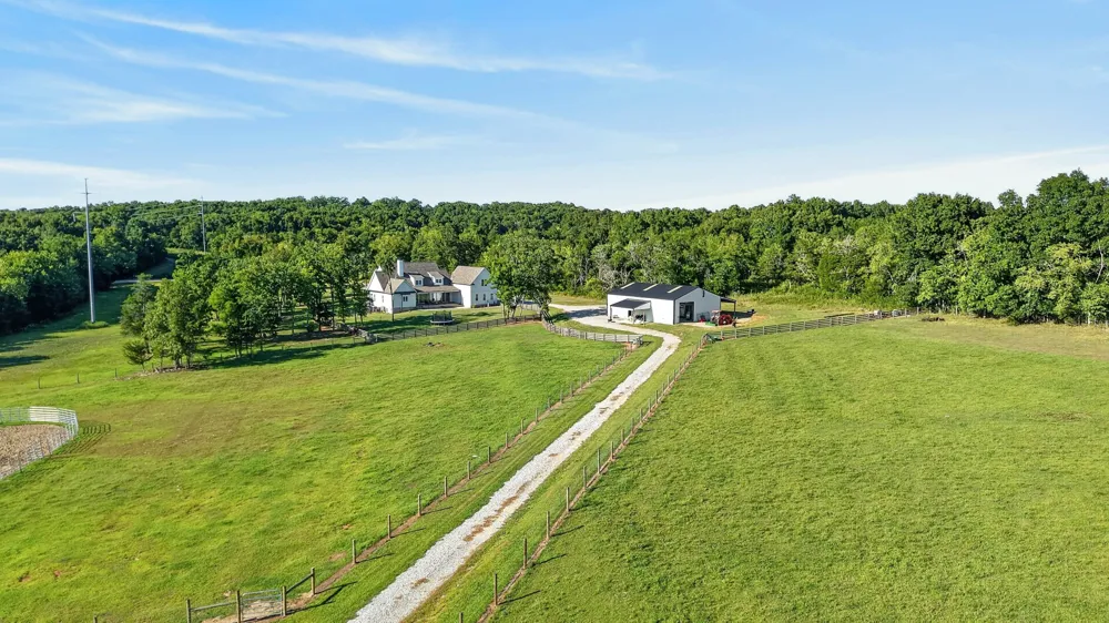 4792 Ollie Chunn Rd Spring Hill, TN 37174