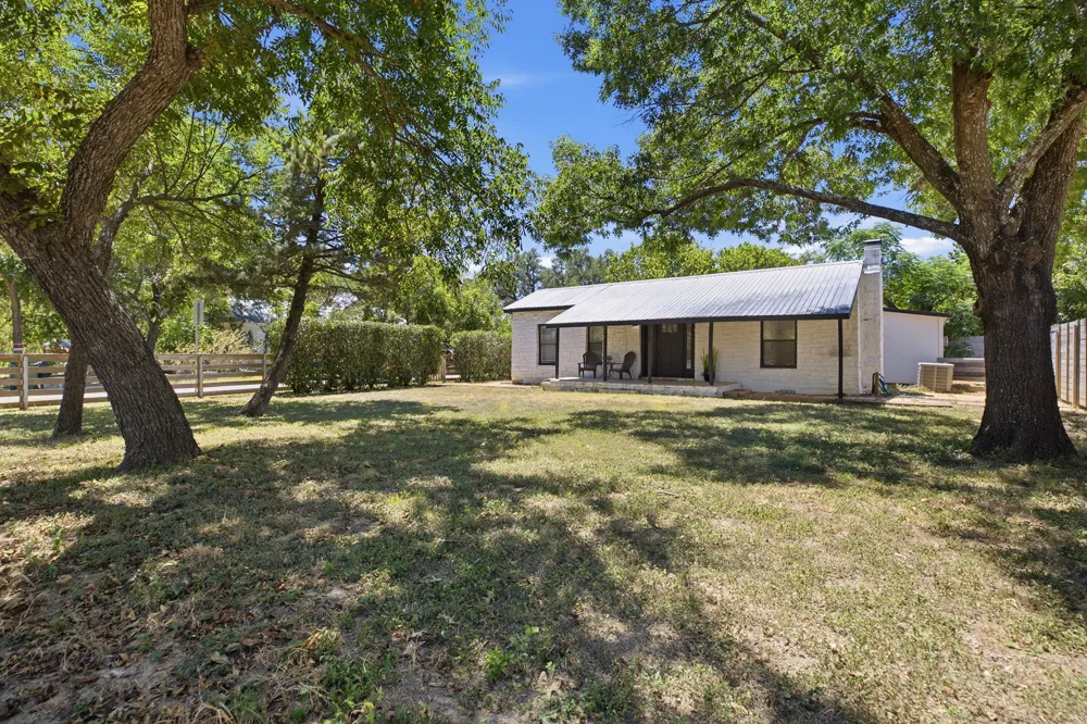 110 Fallwell Street Liberty Hill, TX 78642