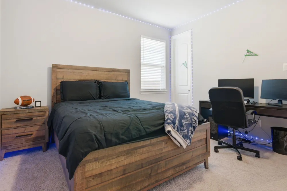 910 Winter Cherry Lane Haslet, TX 76052