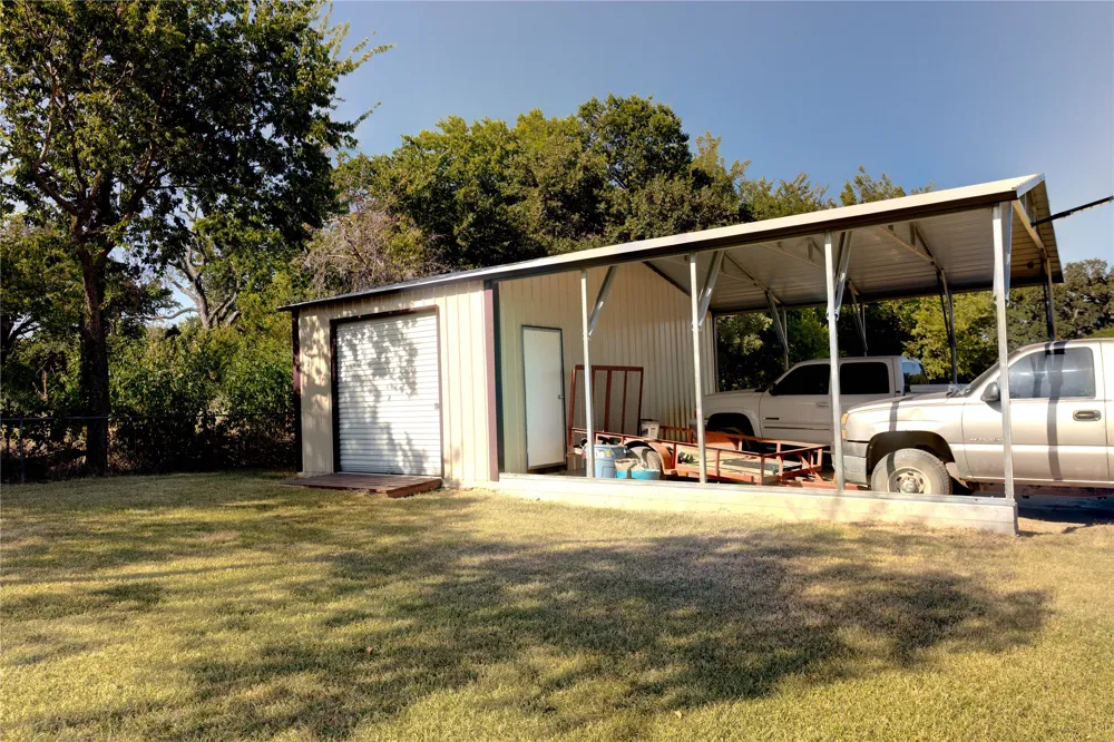 2905 Business 45 Corsicana, TX 75110