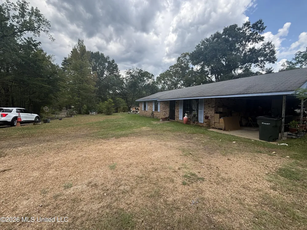 110 Morgan Lane Crystal Springs, MS 39059