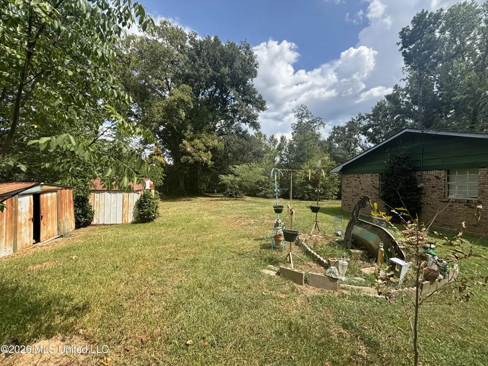 110 Morgan Lane Crystal Springs, MS 39059