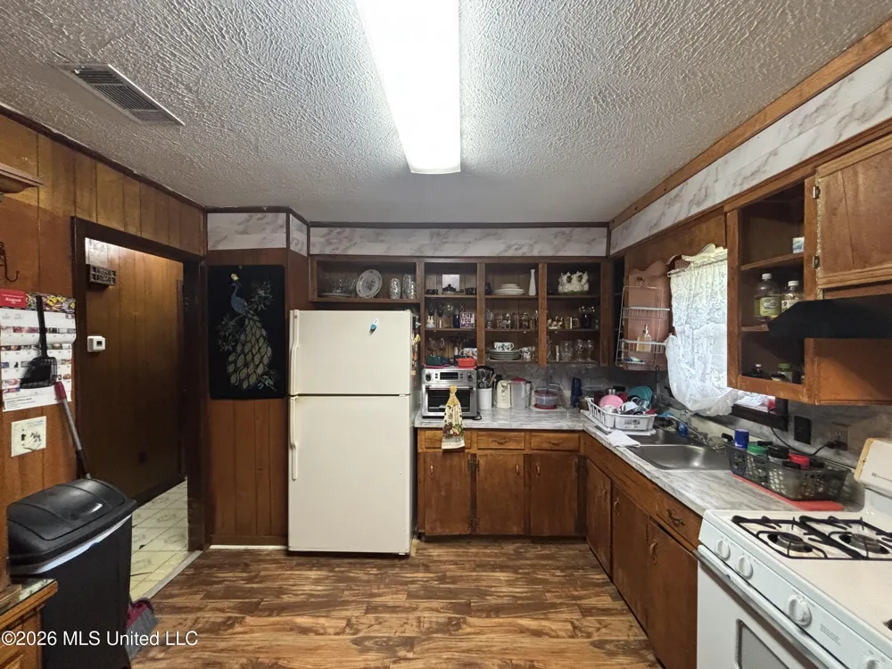 110 Morgan Lane Crystal Springs, MS 39059