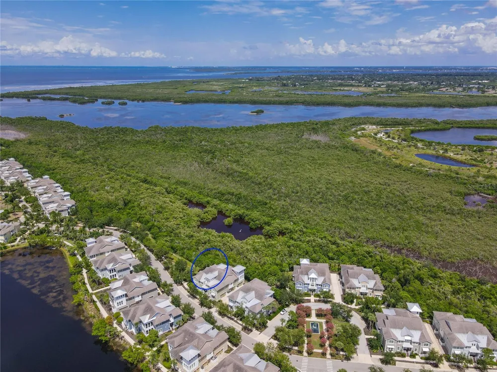 311 SAPPHIRE LAKE DRIVE #202 Bradenton, FL 34209