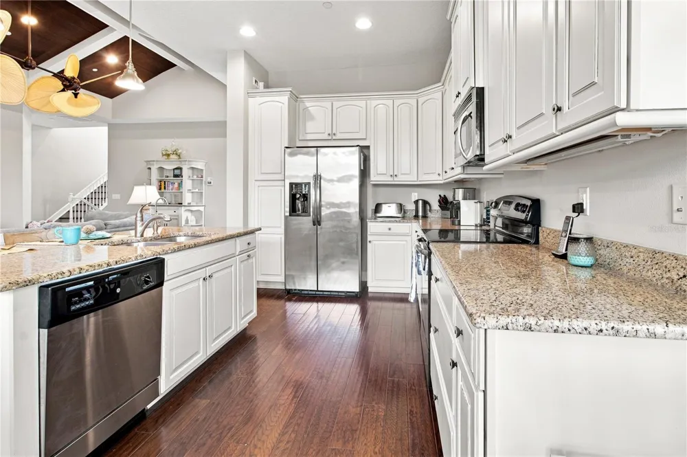 311 SAPPHIRE LAKE DRIVE #202 Bradenton, FL 34209