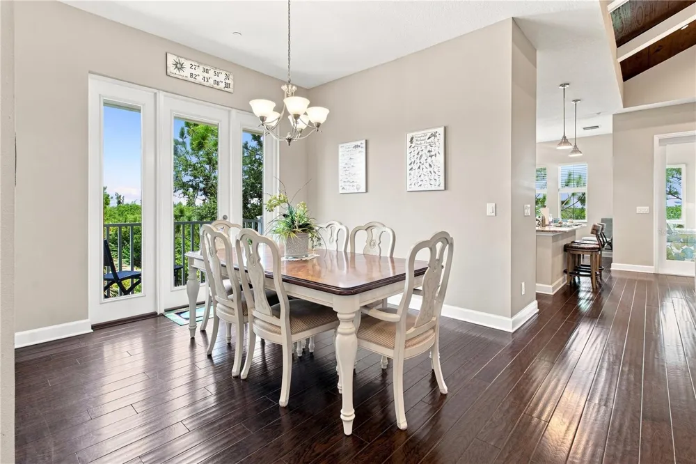 311 SAPPHIRE LAKE DRIVE #202 Bradenton, FL 34209