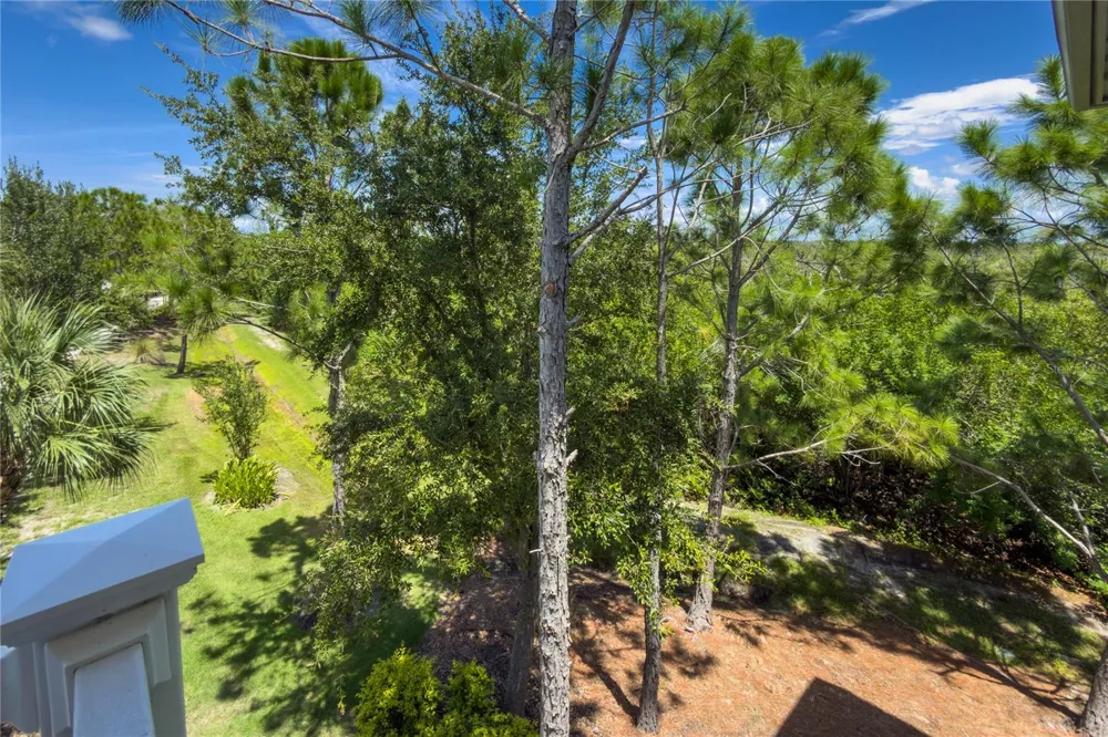 311 SAPPHIRE LAKE DRIVE #202 Bradenton, FL 34209